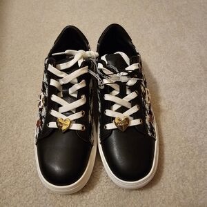 Karl Lagerfeld Paris black cambie pin sneakers